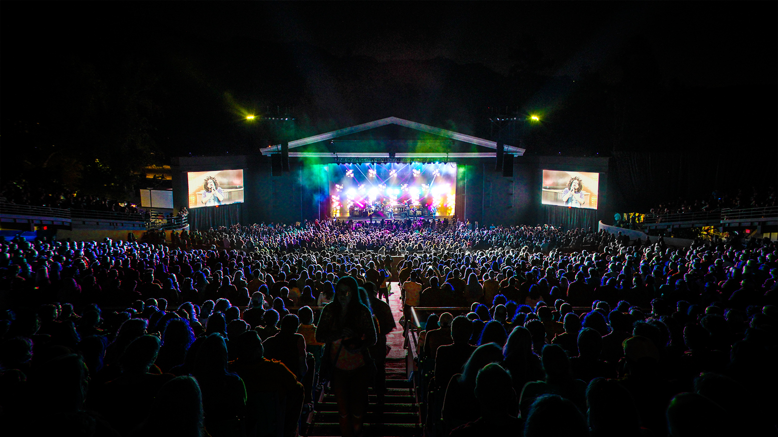 Concert with full crowd at the Greek Theatre