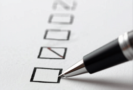 pen marking off checklist